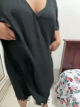 ramishika (F young) - Pussy show and boobs