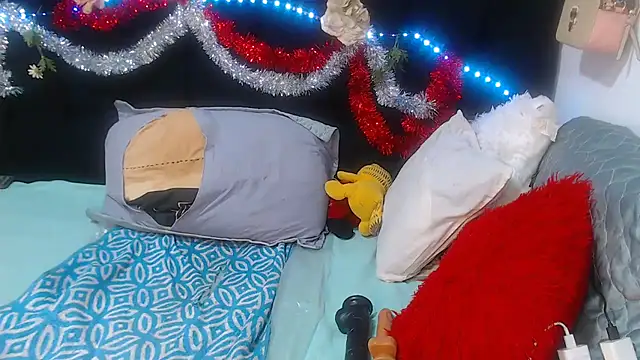 taurusclitcake - TaurusClitCake's free webcam - UK Sex Cams