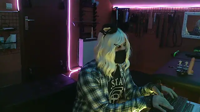 Ginny-the-bdsm-nympho