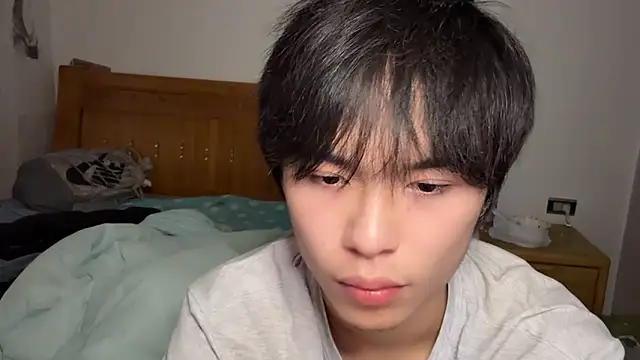 w5206t (M twink) - 20个俯卧撑