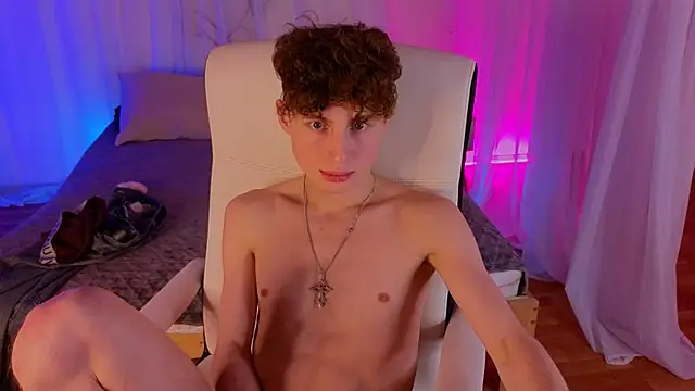 crisp1n (M young) - CUM SHOW