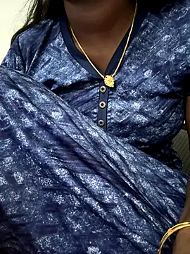 Tamilmallu-duskygirl03