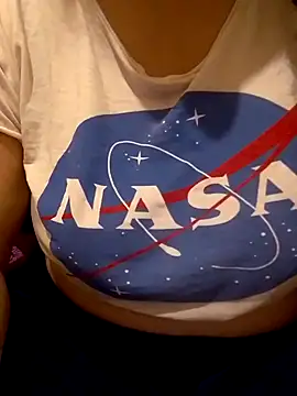 Webcam Model (Zanoba-16)  is live.Free join now!