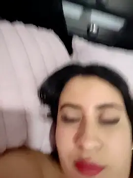 mialorents - Mialorents's free webcam