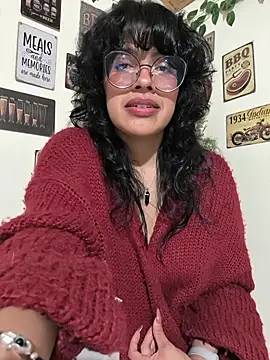 Webcam Model (Fun_Everywhere)  is live.Free join now!