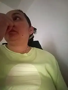 Webcam Model (MirandaSoto)  is live.Free join now!