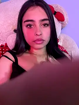 Webcam Model (Iam_Valentinaaa)  is live.Free join now!