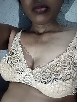 Webcam Model (Gautami-telugu)  is live.Free join now!