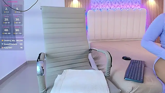 saharagoddess (F young) - twerkig for daddys