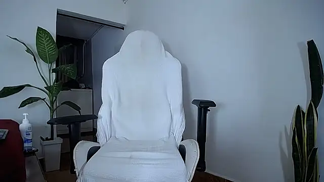 diamond_black00 (M young) - cum seminal fluid on the road