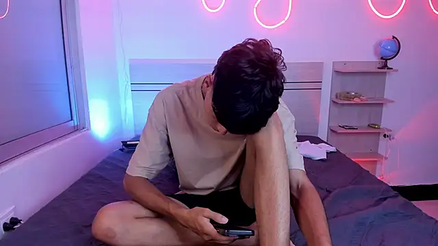 luccas_ferreira (M twink) - Show cum