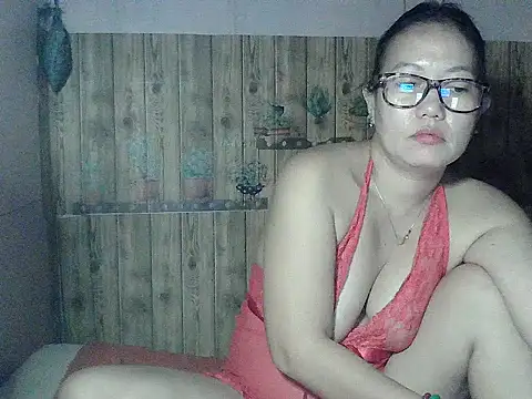 Pinay_BigTits69