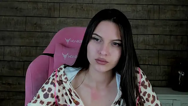 alisaversailles - AlisaVersailles's free webcam - UK Sex Cams