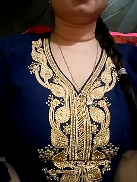 jaanu_jaanvi (F milf) - To buy a dildo 🍻