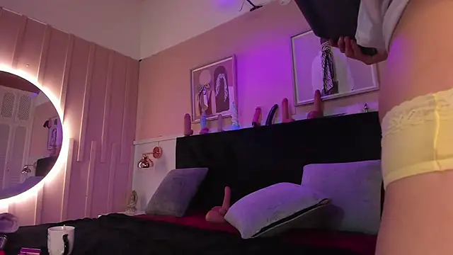 chloe_watson_ - Chloe_watson_'s free webcam - UK Sex Cams