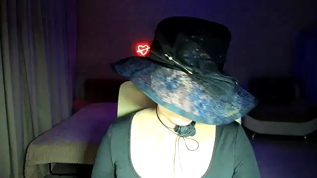 witchbluerose - WitchBlueRose's free webcam - UK Sex Cams