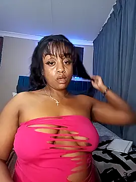 queen-chocolate (F teen) - THE PLEASURE IS OURS 🍑🍆💦