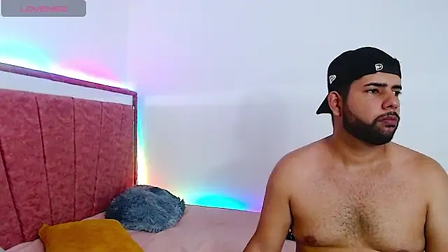 passionate_love22 - Passionate_love22's free webcam - UK Sex Cams