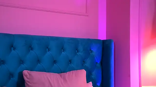 taliamorenne - TaliaMorenne's free webcam - UK Sex Cams