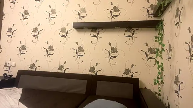  AshleyEady chat room