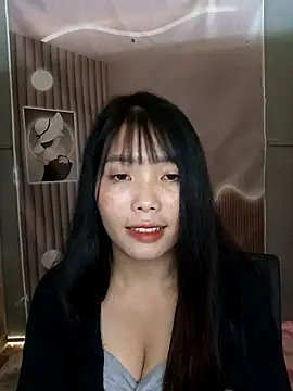 fish_yellow - Fish_yellow's free webcam - UK Sex Cams