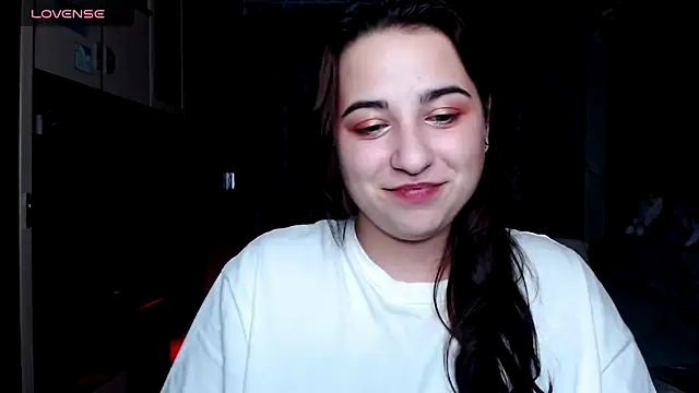 erica__mills (F young) - Take off your panties under your skirt