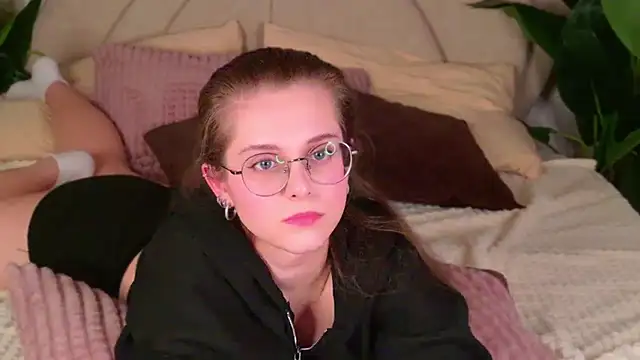 rileymimicho - RileyMimicho's free webcam - UK Sex Cams