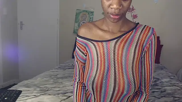 blacktittiex02 - Blacktittiex02's free webcam - UK Sex Cams