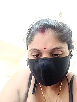 Webcam Model (Sexy_Aasma)  is live.Free join now!