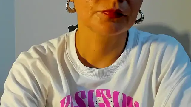 sami_hotie1 - Sami_Hotie1's free webcam - UK Sex Cams