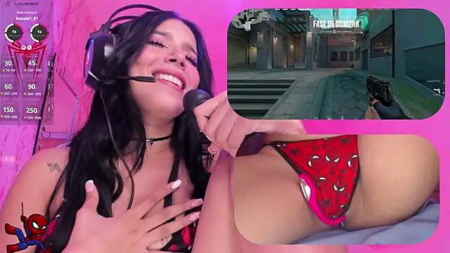 sweetiecloe_ (F teen) - You control the toy x1min