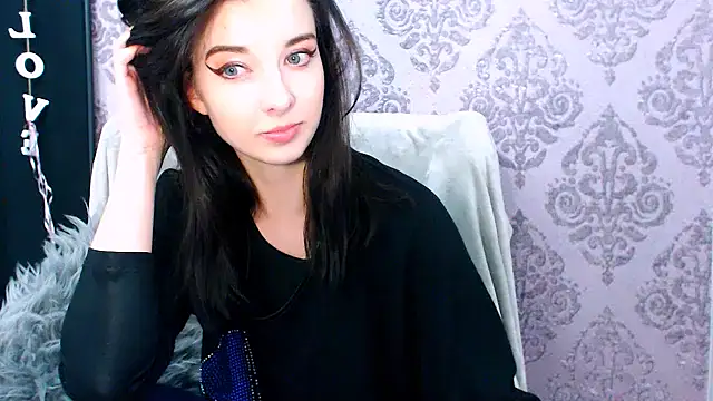 dominantluna (F young) - Nude Photos for You 💦💦🍒🍑