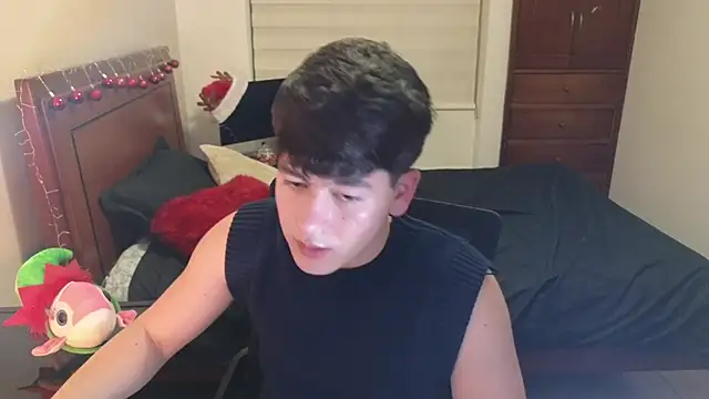 tightncuteass (M twink) - sucking bigger dildo