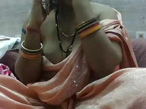 rina_rani_0 - RINA_RANI_0's free webcam - UK Sex Cams