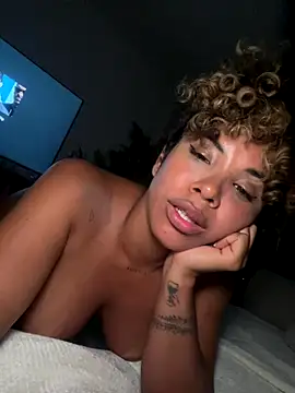 brunettexio (F young) - Show cum