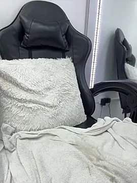 Webcam Model (_Sarita_1)  is live.Free join now!