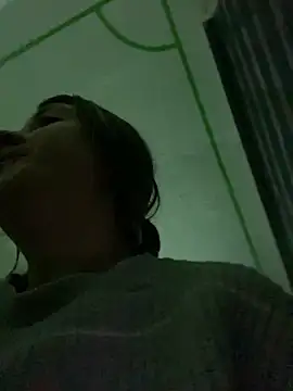 Webcam Model (Abby-LS)  is live.Free join now!