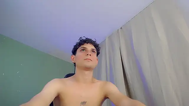 dilan_hott_ (M twink) - CUM IN PUBLIC💦🔥