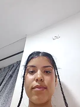 Webcam Model (Angela_Sophie)  is live.Free join now!