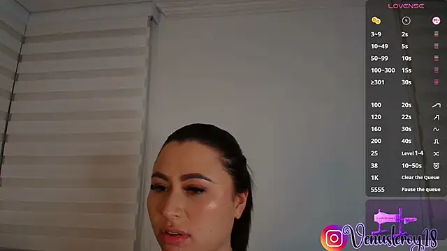 venusleroy_ - Venusleroy_'s free webcam - UK Sex Cams