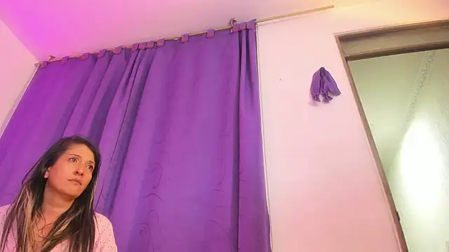 vivi_tits - Vivi_tits's free webcam - UK Sex Cams