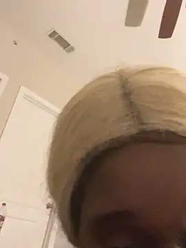 Webcam Model (bigmama_deshayyy)  is live.Free join now!