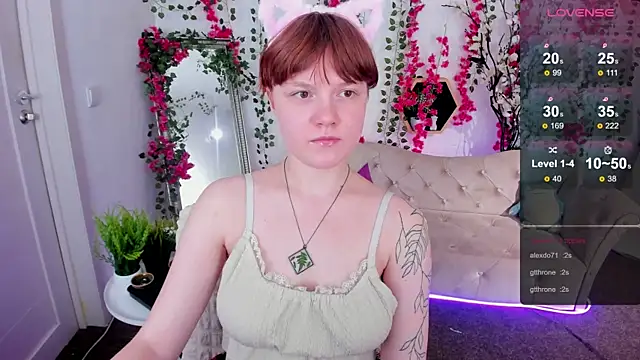 dreamyluna (F teen) - ☕️doggy tease☕️