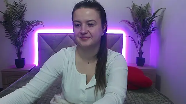 MavkaCute live cam screenshot female on Ufotopia – Live Cams & Video Chat Community