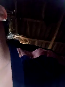 Webcam Model (phunphun)  is live.Free join now!