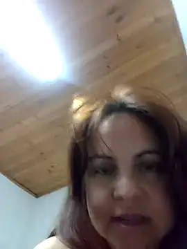 Webcam Model (CARITOMIO)  is live.Free join now!