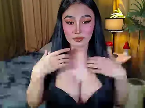 Live webcam thumbnail of MALICIOUS_EVA from . Watch my show!