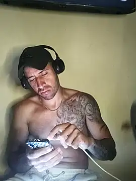 alexsexygamer - Alexsexygamer's free webcam - UK Sex Cams