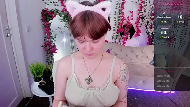 dreamyluna - DreamyLuna's free webcam - UK Sex Cams