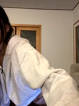 -olya- - -OLYA-'s free webcam - UK Sex Cams